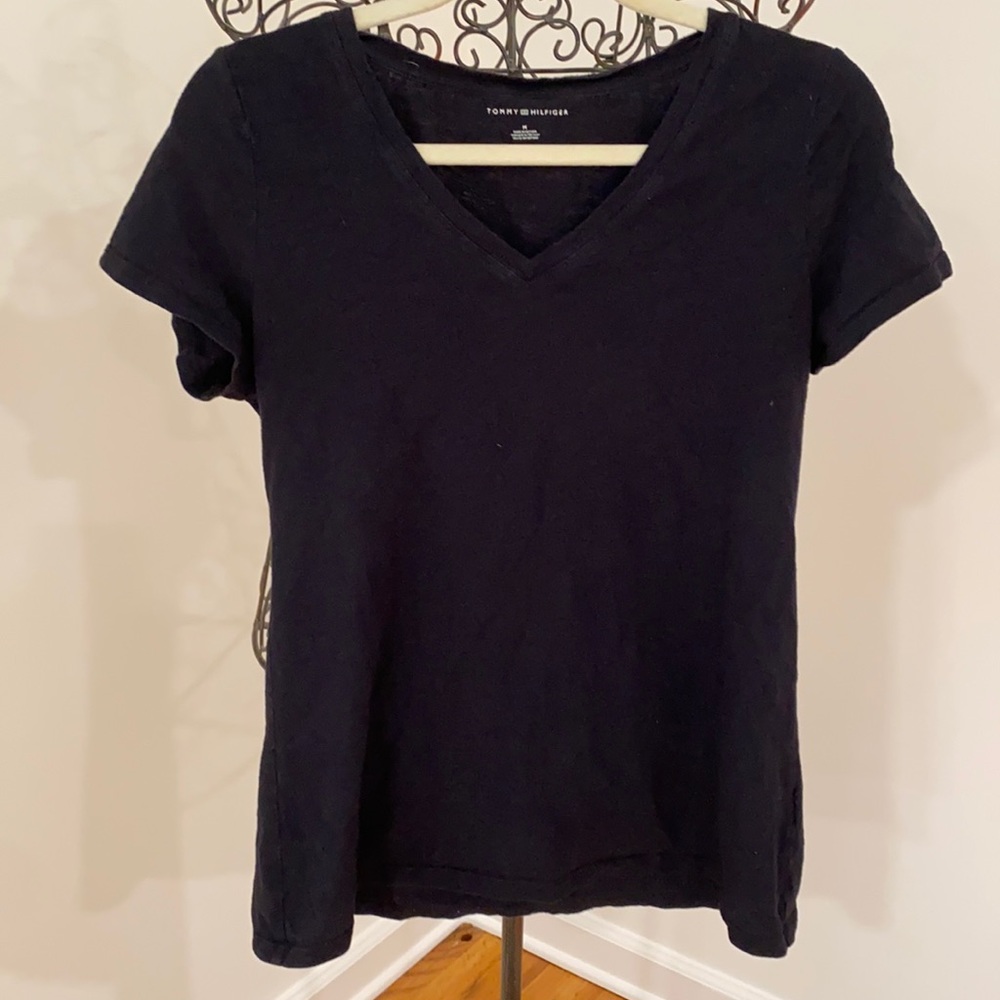 Tommy hillfiger black tee